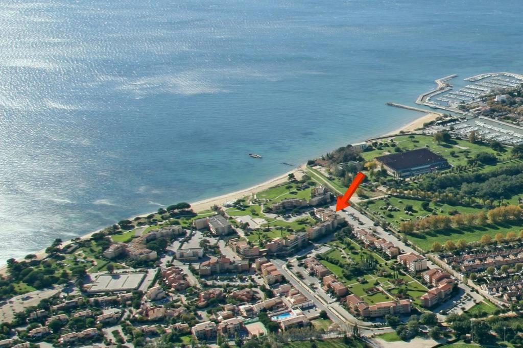 דירות לה-לונד-לה-מורה Les Locations Cinaureva « L'Argentiere » מראה חיצוני תמונה